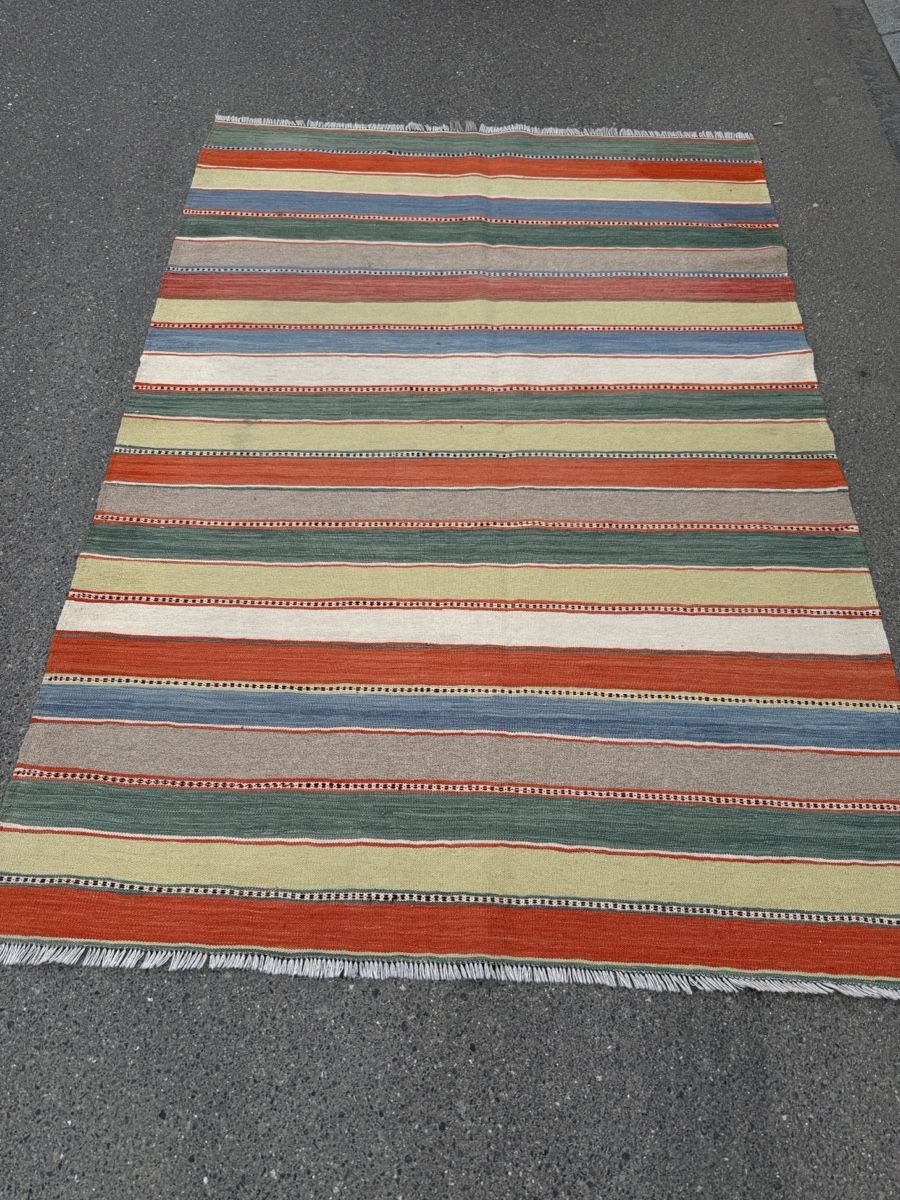 Tappeti: Wunderschönen Handgwebter Teppich, 240x170.cm – Usato da Sempach venduto da Star7 1