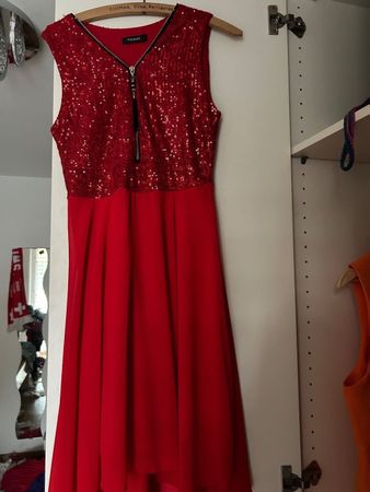 Kleid rot Pailletten Reissverschluss Grösse S