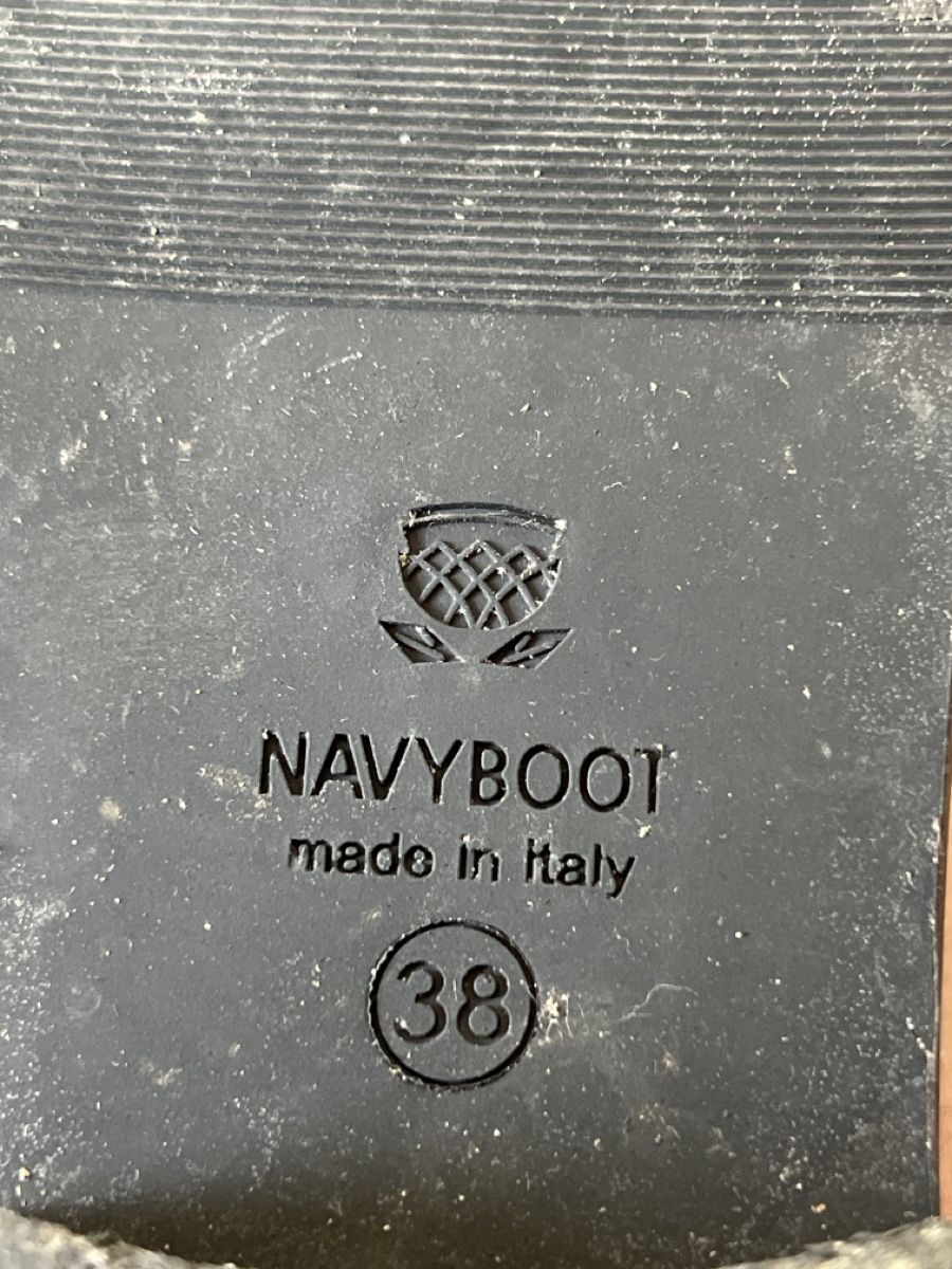 Navyboot Chaussures femmes: Schwarze NAVYBOOT Lederstiefel, Gr. 38 – D'occasion à Schaffhausen par Halu279 4