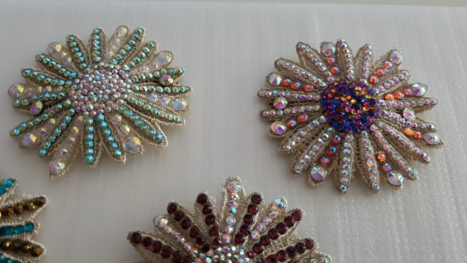 Haarschmuck: Haarspangen Blumen mit Swarovski  Steinen. – Neu (gemäss Beschreibung) aus Zürich von 280_yc86 3