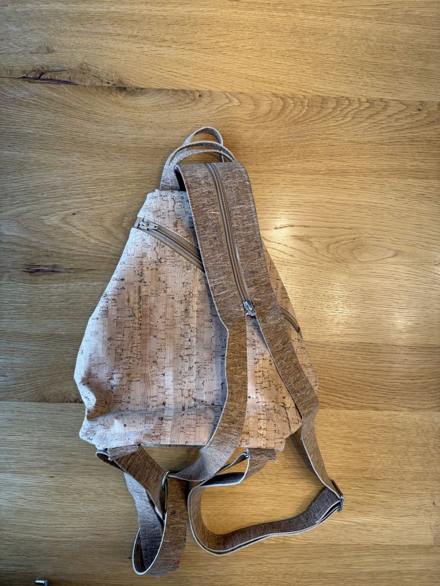 Zaini: Kork-Rucksack – Usato da Adligenswil venduto da Esthee 3