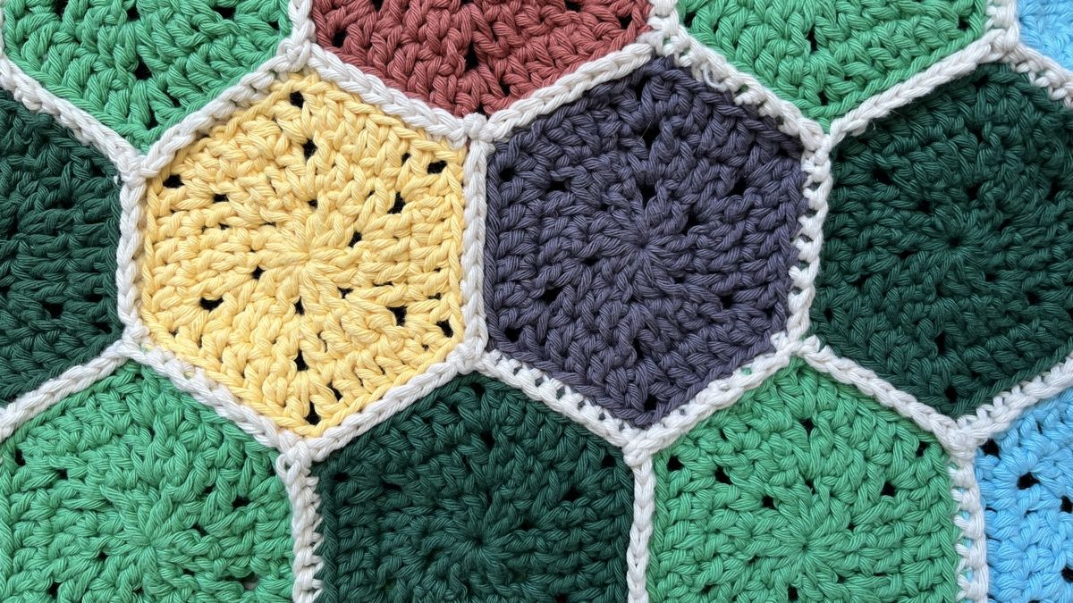 Gilet & Giacche: Catan-Weste (Gehäckelt) – Nuovo (secondo la descrizione) da Zürich venduto da vhaav1510 4
