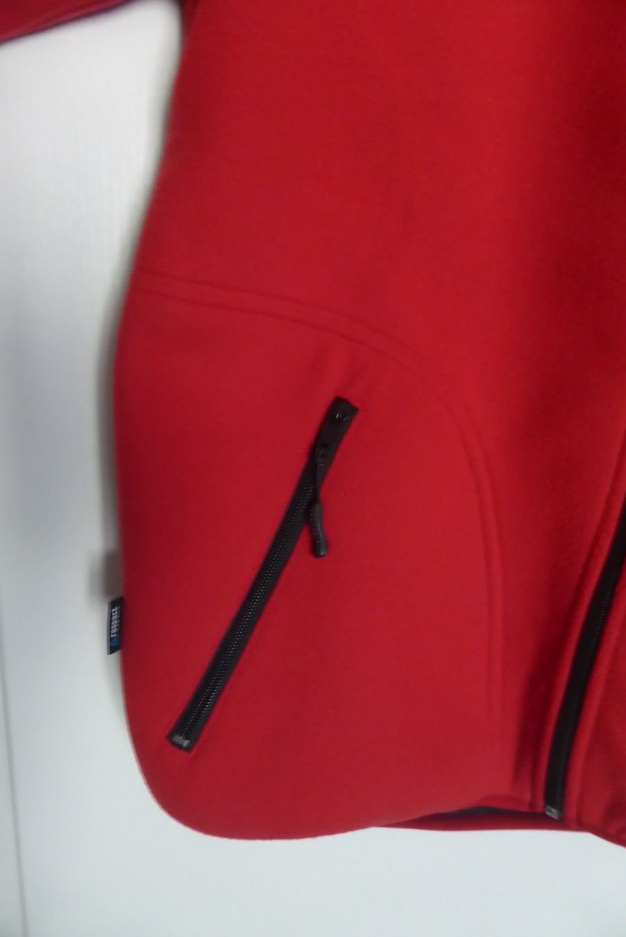 Giacche: Jacke - Fleece rot - Grösse 42 – Usato da Brunnadern venduto da vapiano 2