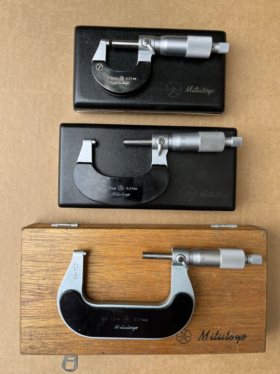 Mitutoyo Messen: 3 Micrometer – Gebraucht aus Thun von Haftmagnet