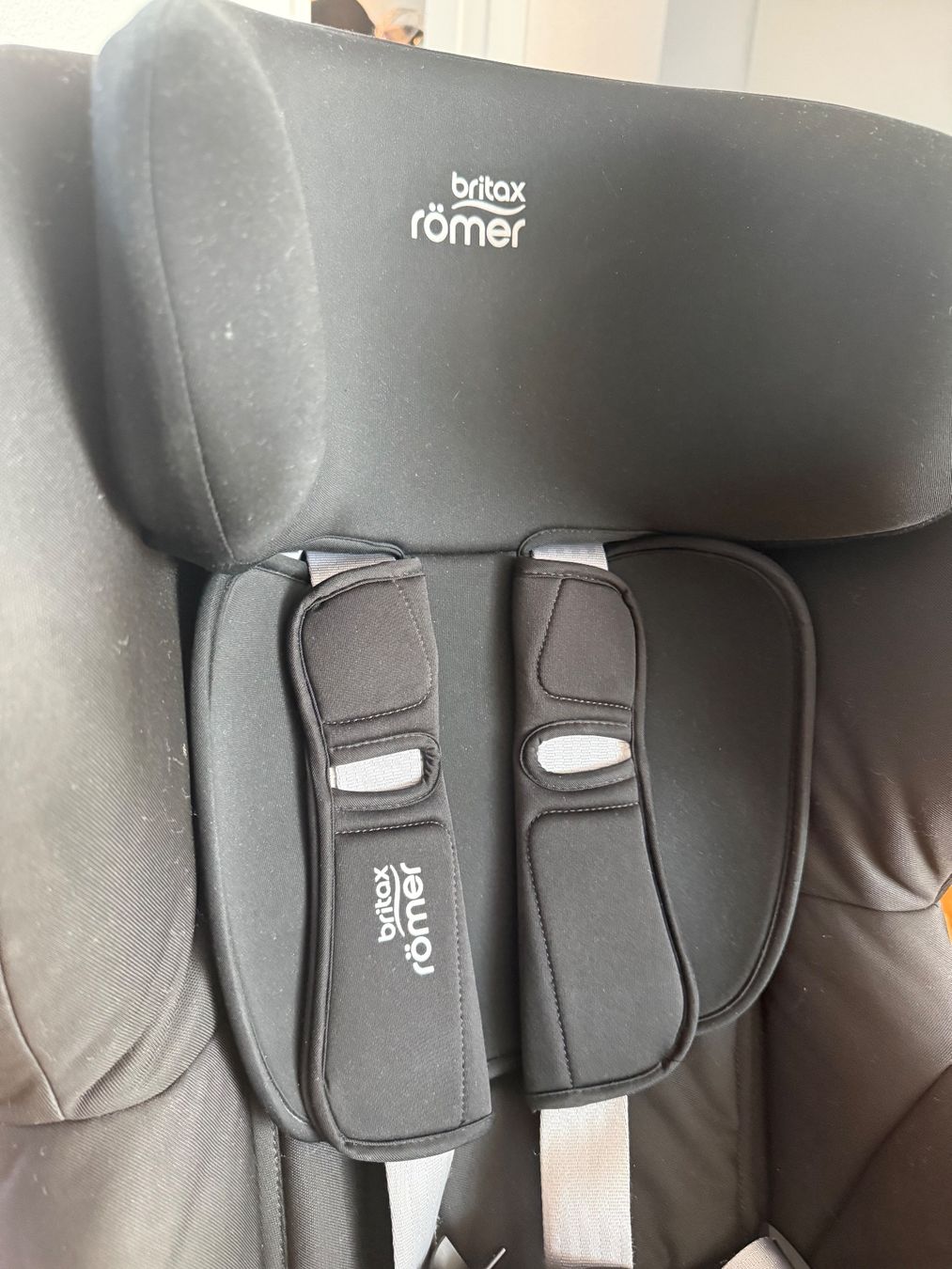 Britax Römer Seggiolini per auto: Britax Römer King II / ATS / LS – Usato da Richterswil venduto da Eunoia85 3