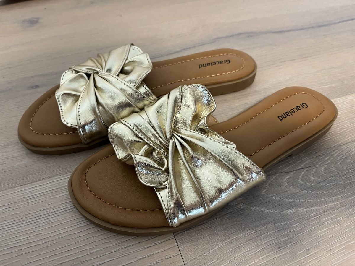 Graceland Damenschuhe: Pantoletten goldig 36 UNGETRAGEN – Neu (gemäss Beschreibung) aus Birrwil von vanyboo 2