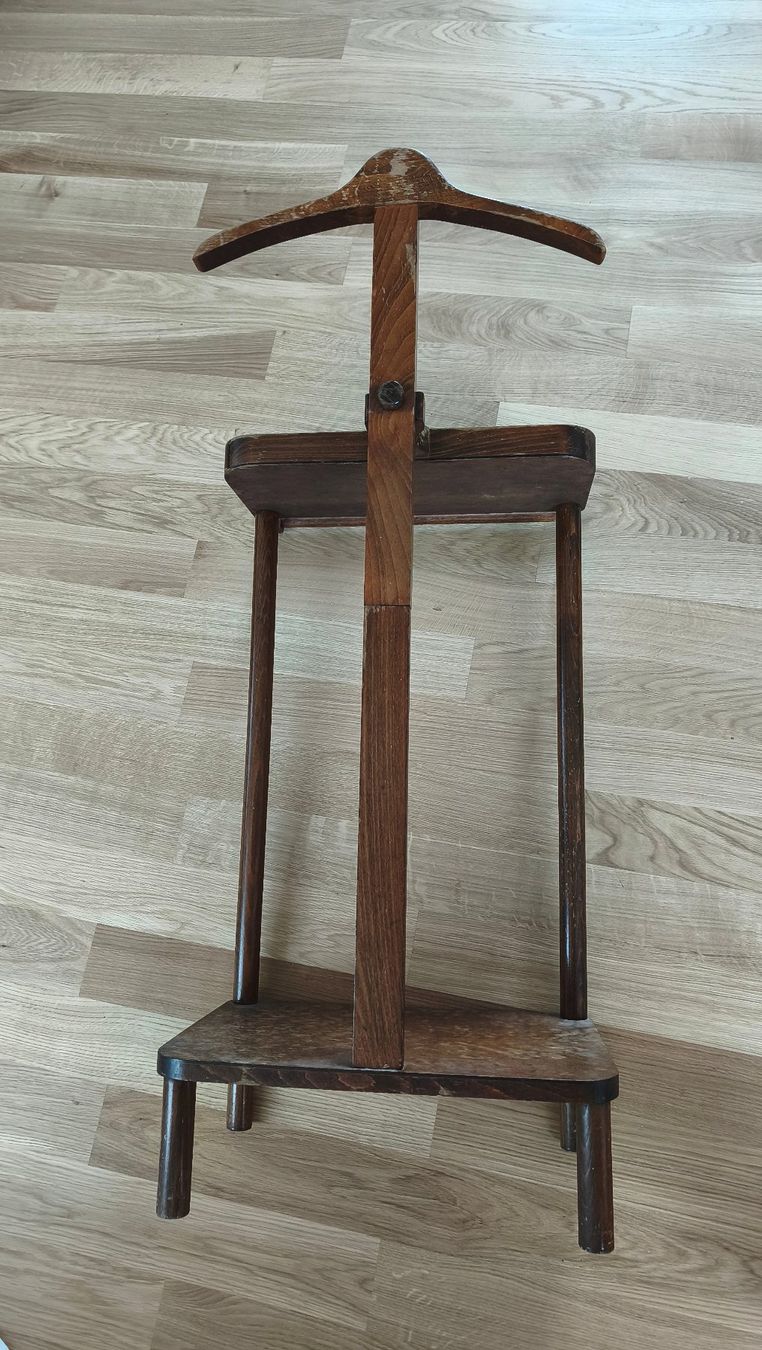 Garderobe: Garderobenständer Holz gebraucht – Gebraucht aus Zürich von pn2 4