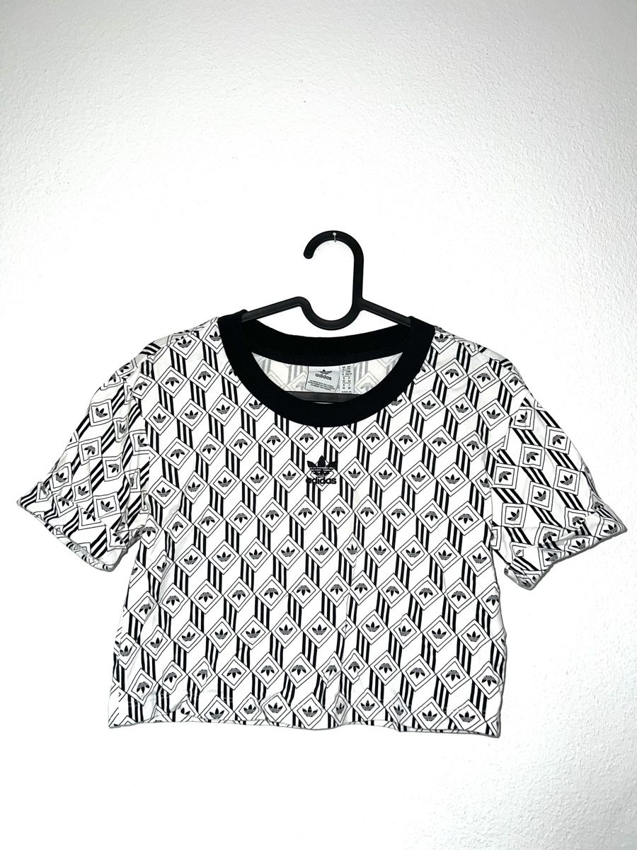 Adidas Top: Adidas Monogram Crop Top Gr. 32 – Usato da Rombach venduto da amandine.z