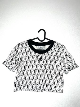 Adidas Monogram Crop Top Gr. 32