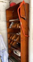 Holzregal mit Faechern braun gebrauchter Zustand