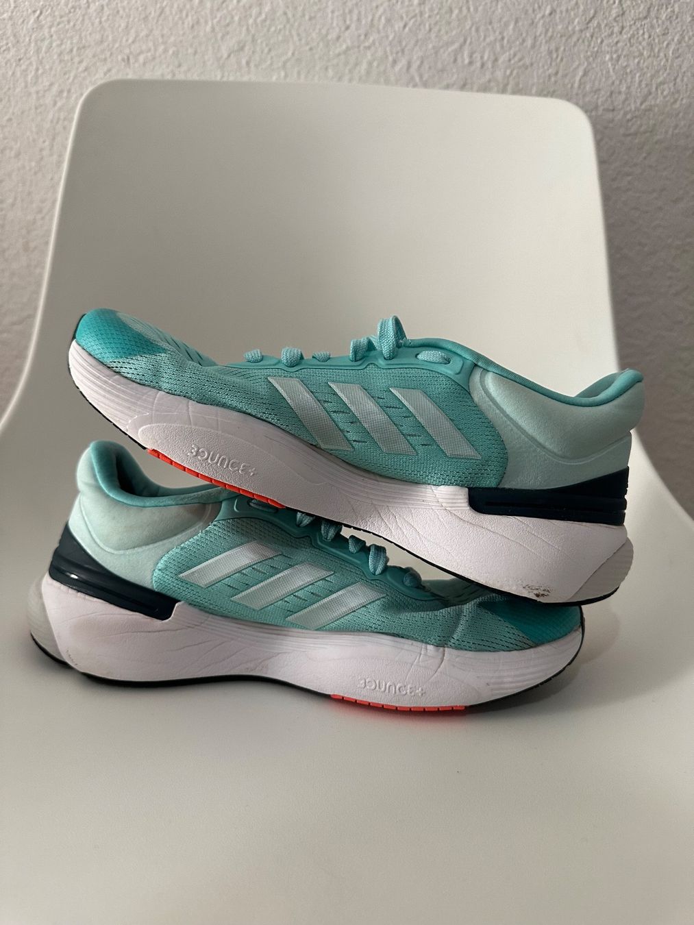 Adidas Chaussures femmes: Schuhe Adidas Gr.39 – D'occasion à Bern par BrandVilla 2