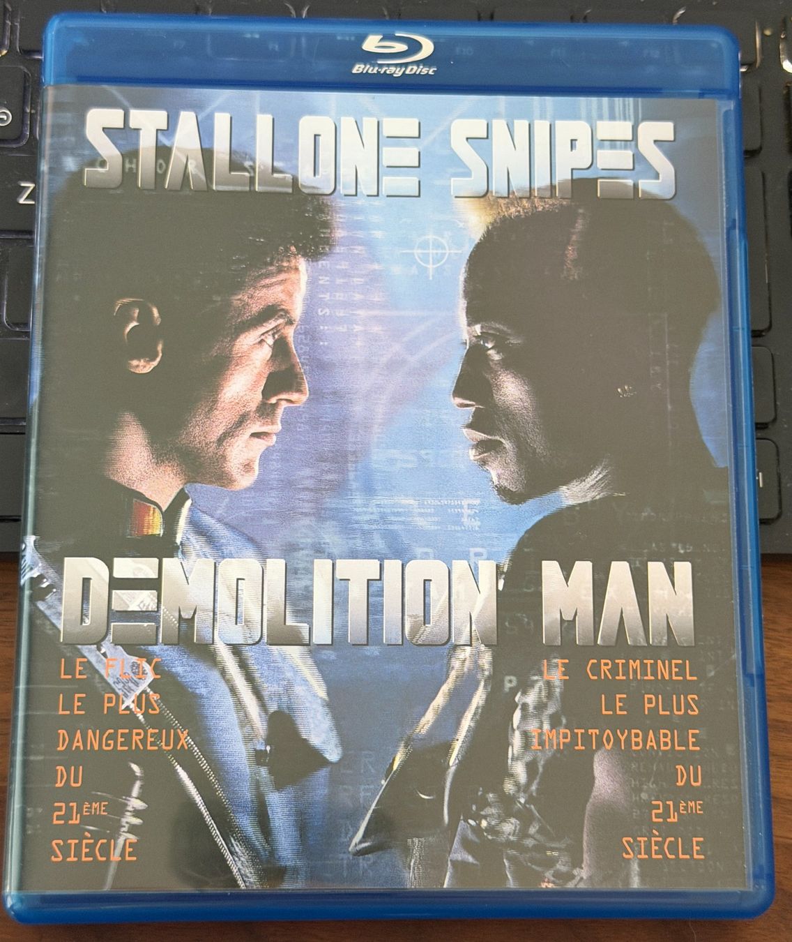 Alle DVDs: Demolition Man (1993) - Blu-ray – Gebraucht aus Semsales von __Florian__ 1
