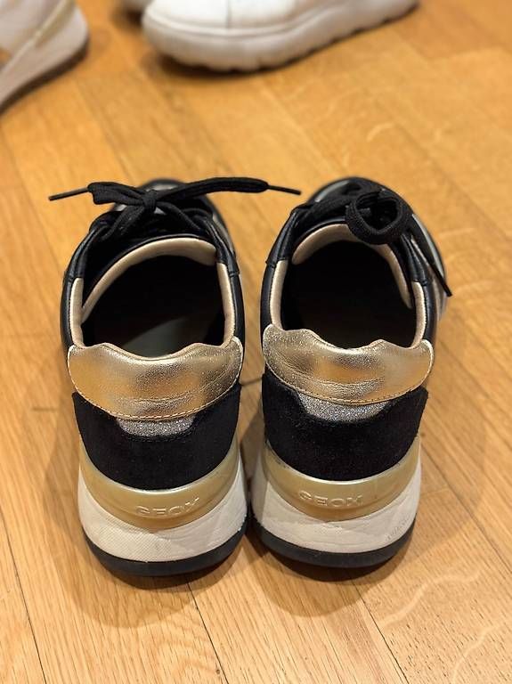 Damenschuhe: GEOX Schuhe Grösse 39 – Gebraucht aus Matten b. Interl von atc_p2hb 1