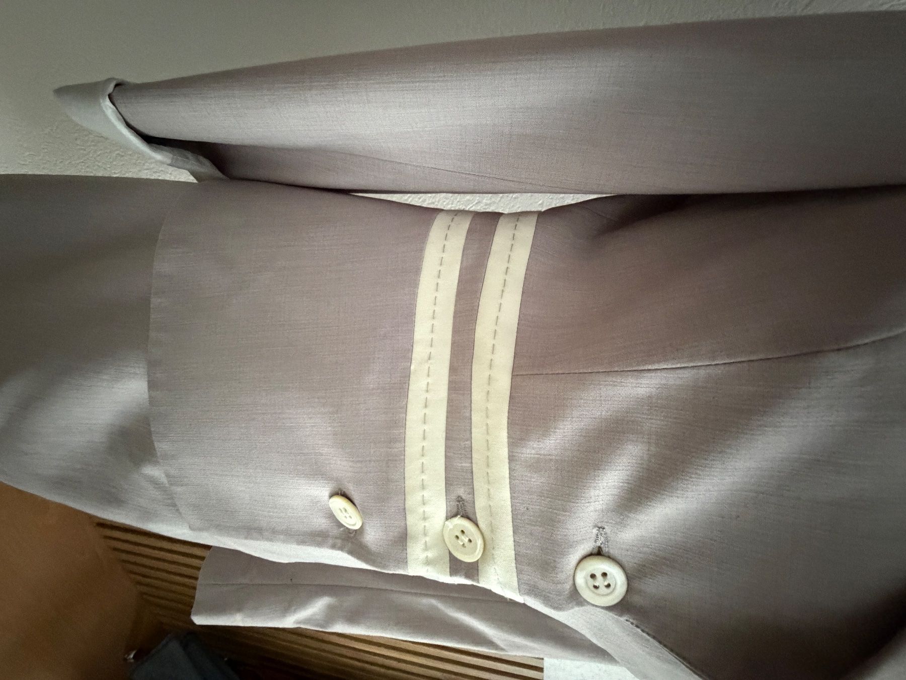 Kostüme: Damen Kostüm 36 – Gebraucht aus Liestal von Goldart 2