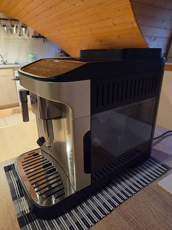 Machine à café DeLonghi Magnifica Evo (Gebraucht) in La Croix-de-Rozon ...