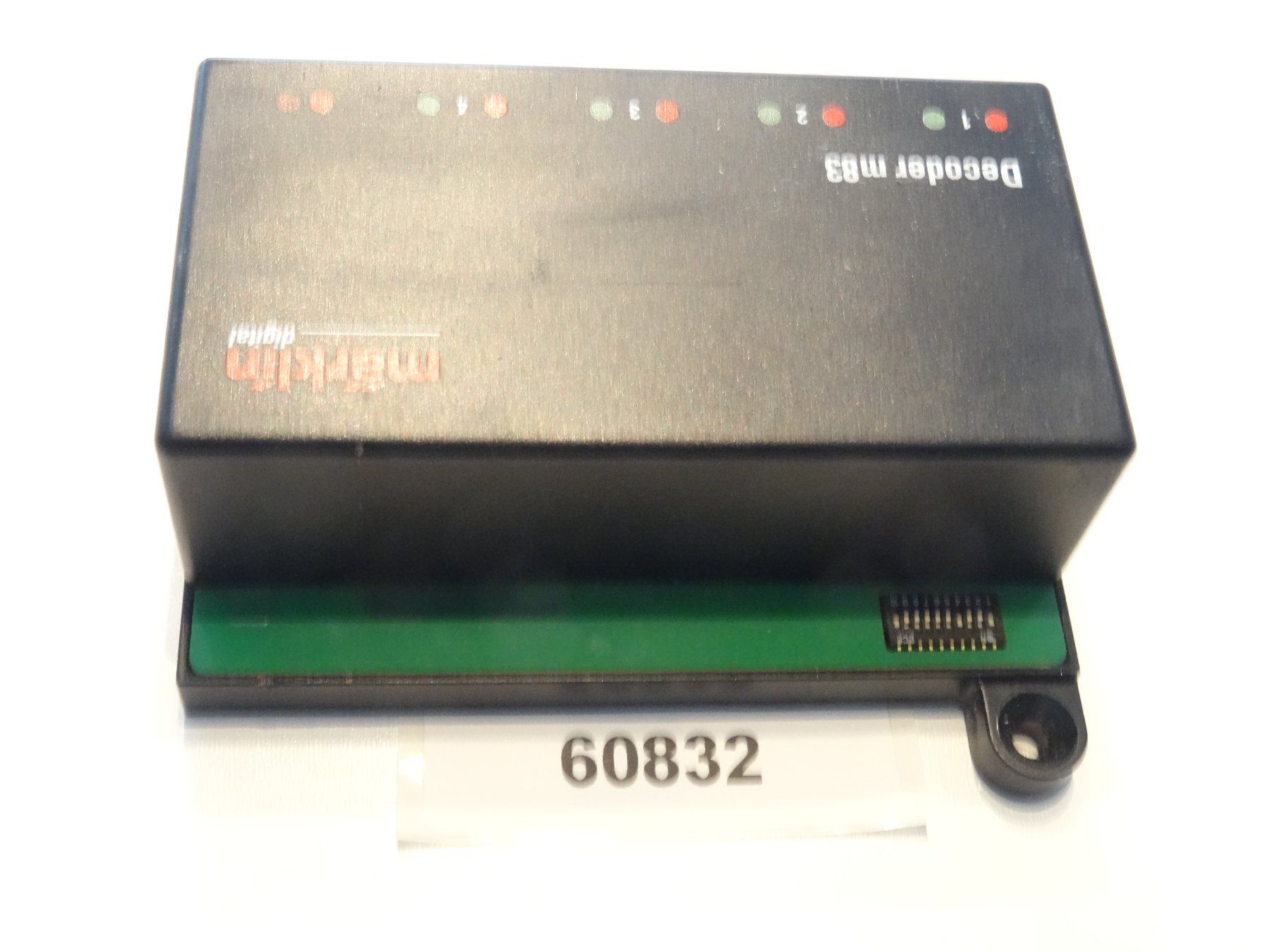 Märklin Modelleisenbahnen: Märklin H0 60832 m83 Decoder – Gebraucht aus Hochdorf von  1