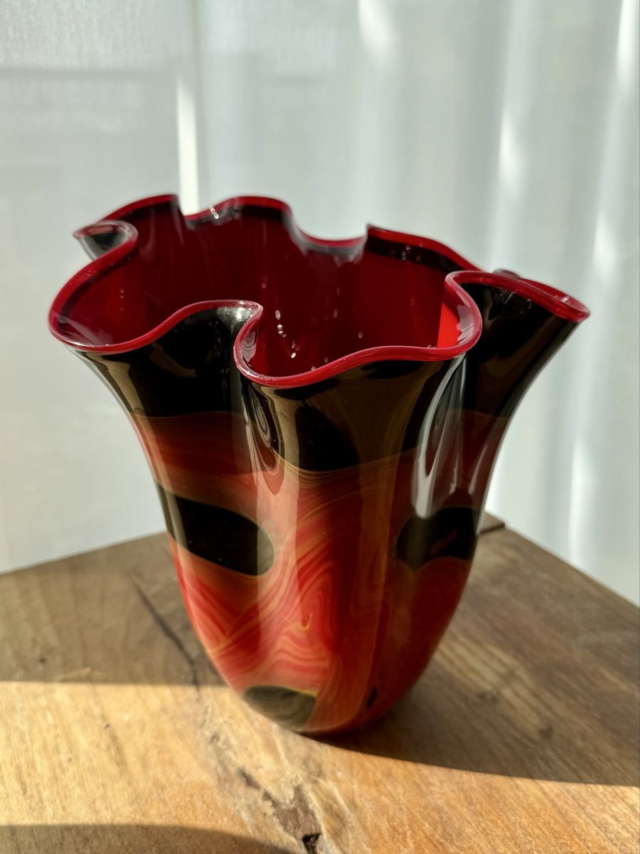 Vasi & Recipienti: Schwarz-rote Fazzoletti Vase – Nuovo (secondo la descrizione) da Zürich venduto da cle_7zph 1