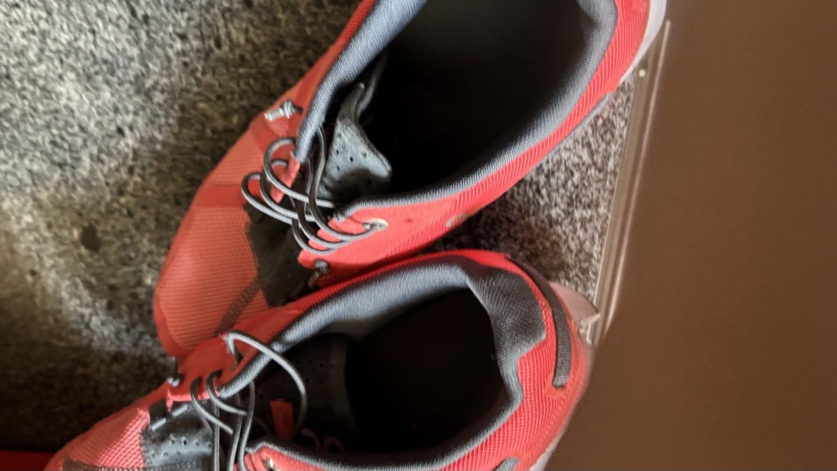 On Scarpe da donna: On Cloud Damen Laufschuhe – Usato da Balsthal venduto da wasserente 2
