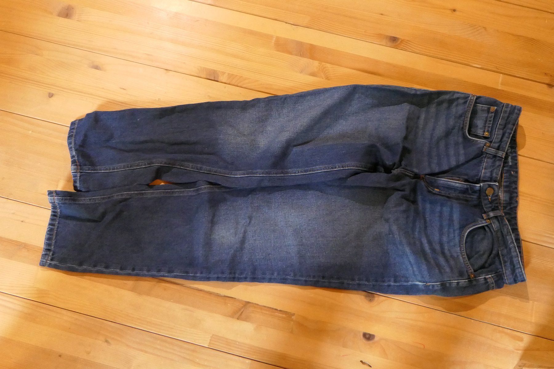 Jeans: Jeans Hose – D'occasion à La Sagne NE par bet_g298 1