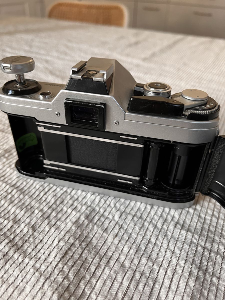 Canon Kamera: Canon AE-1 – Gebraucht aus Winterthur von elf_nuenzg 2