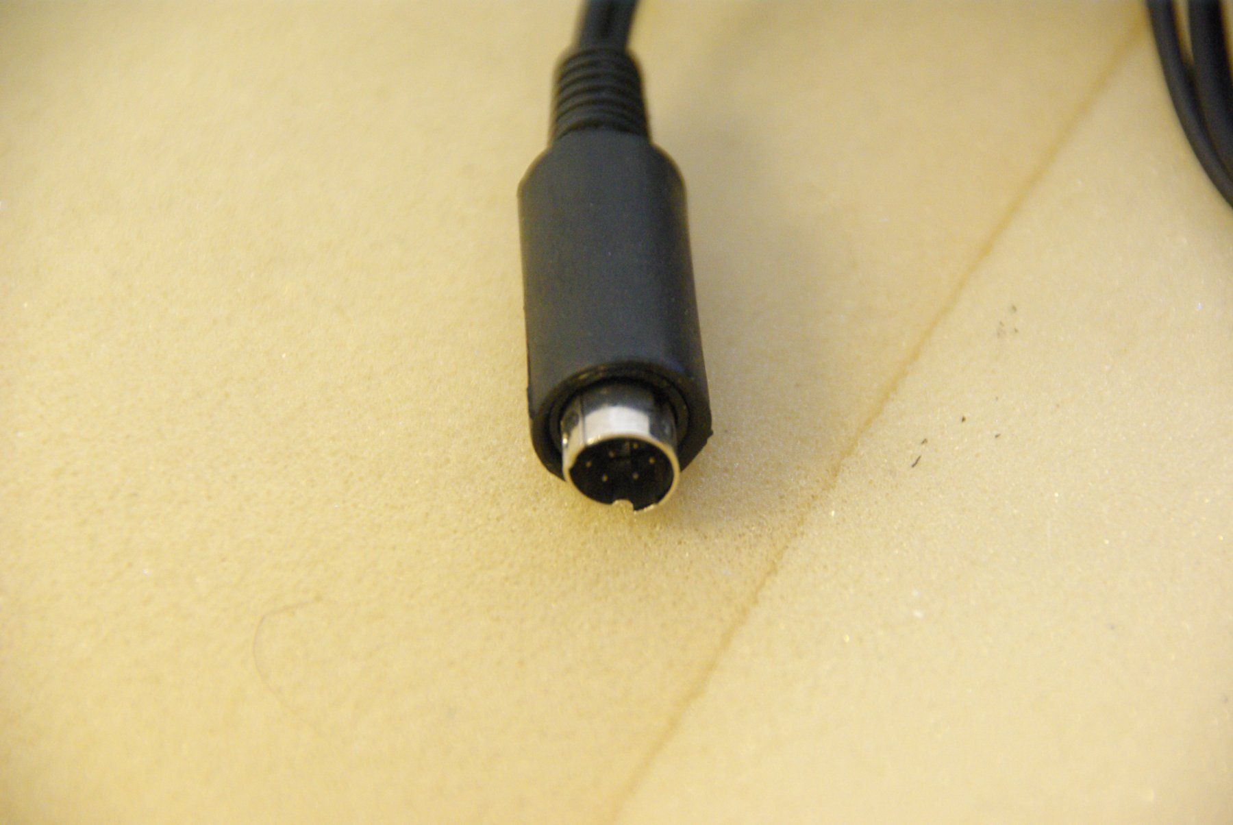 Kabel: AUX Kabel mit Video Anschluss – Neu (gemäss Beschreibung) aus Herisau von Cevianer1844 2