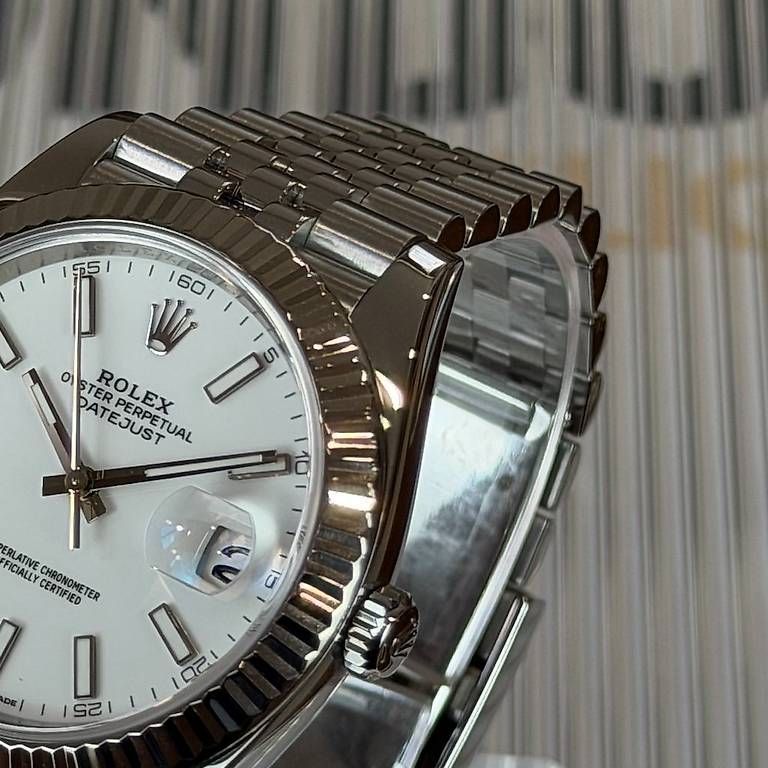 Montres: Rolex Datejust 41mm 126334 – D'occasion à Genève par minty.watches 3