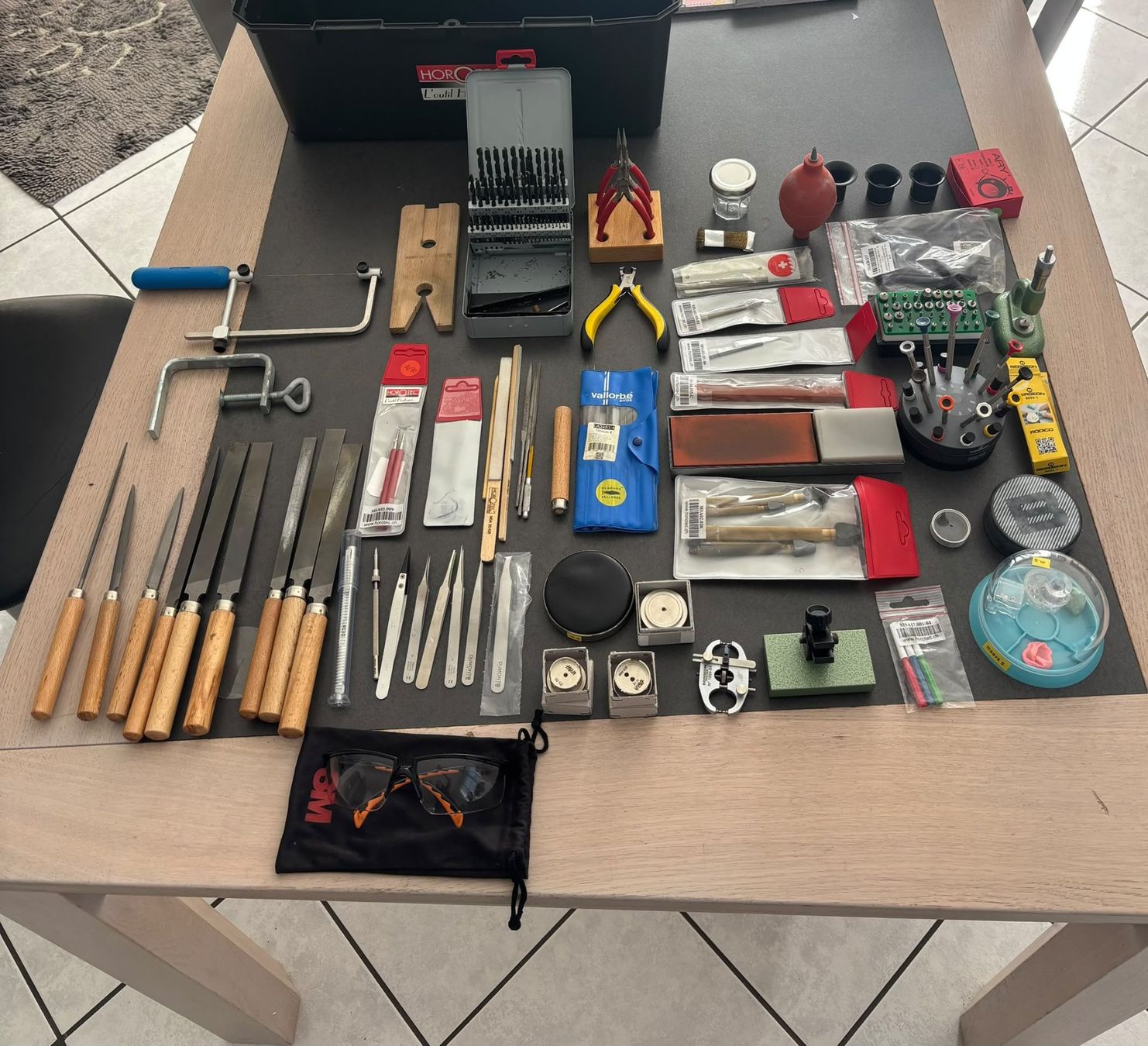 Bergeon Tutti gli attrezzi: Malette kit outils horloger – Usato da Courroux venduto da TG9579
