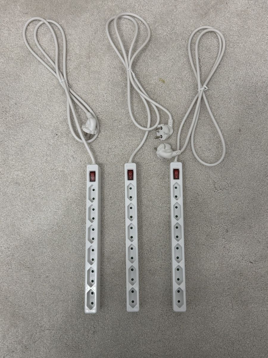 Stromzufuhr: 3 Multiprises – Neu (gemäss Beschreibung) aus Embrach von niz_8sff 2