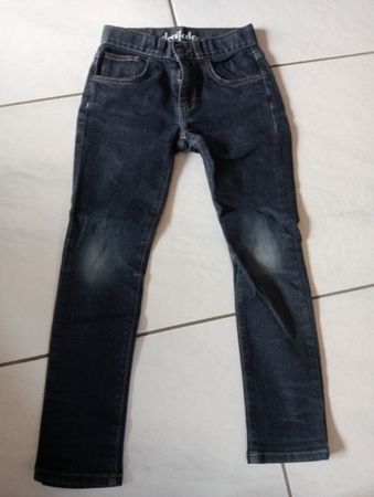 Coole Kinder Jeans, Grösse 122/128, Top!