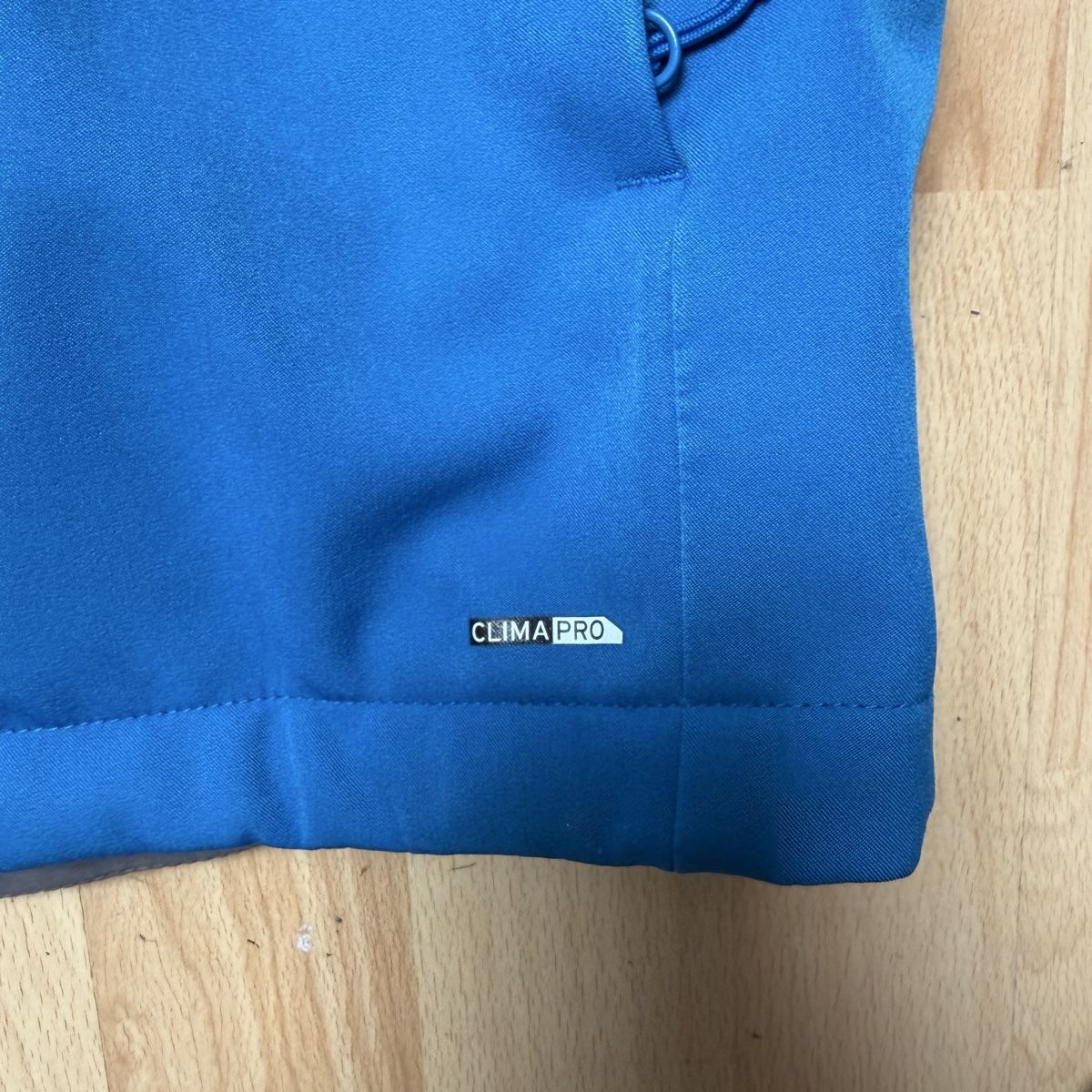 Salomon Jacken: Salomon Softshell Jacke ClimaPro Blau Gr. L – Gebraucht aus Thun von BanjoDan 2