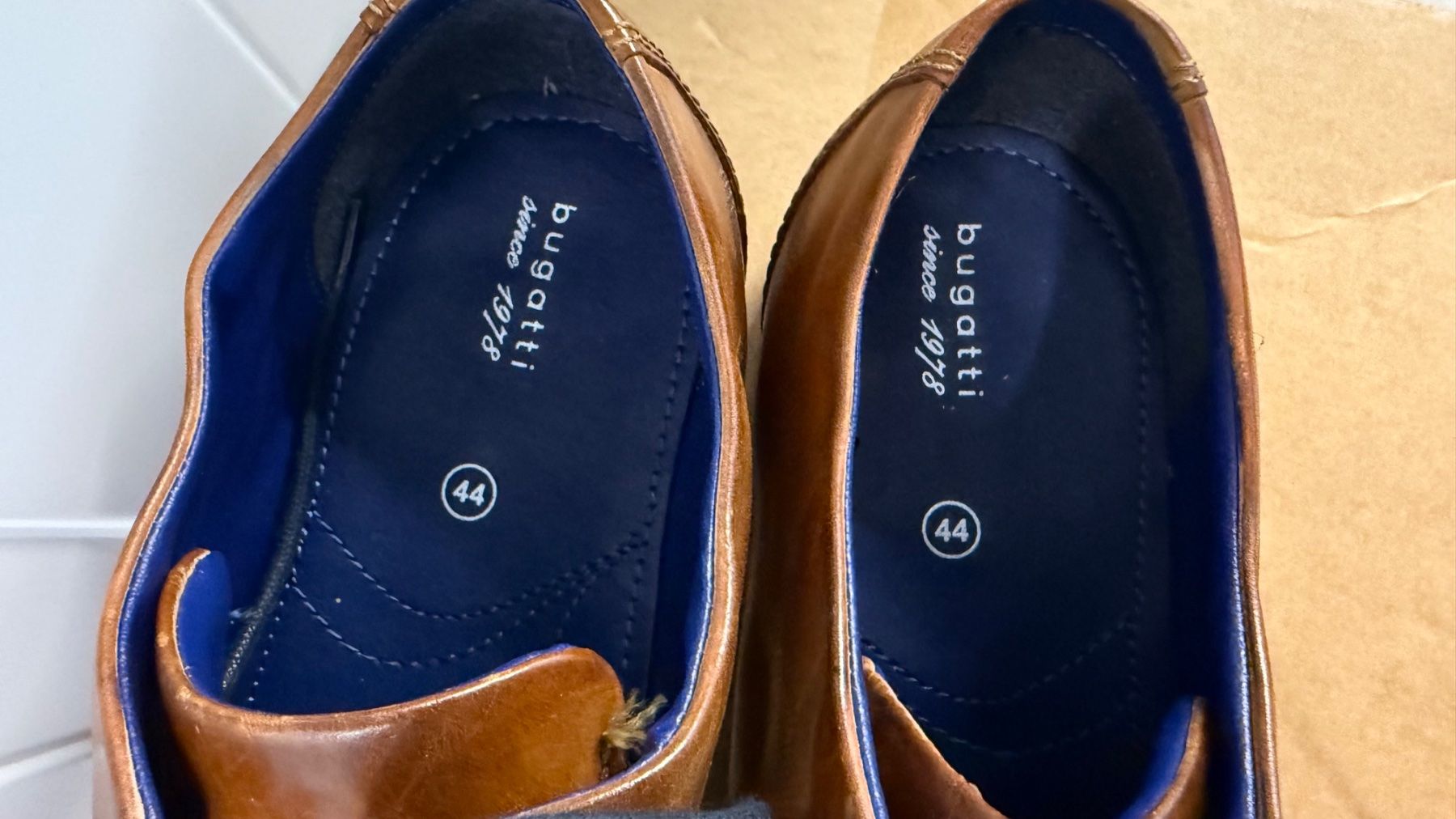 Bugatti Scarpe da uomo: Bugatti Herrenschuhe Leder 44 – Usato da Zürich venduto da guille.arg 6