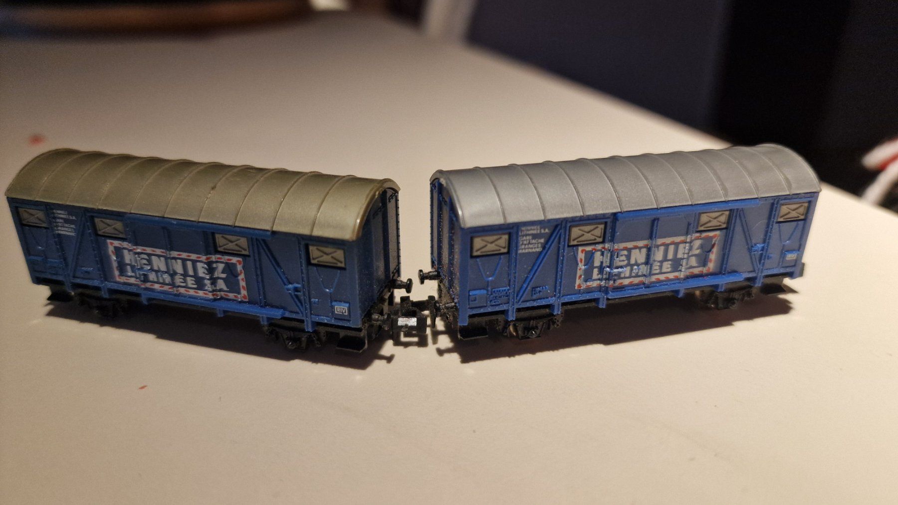 Lima Modellini di ferrovie: Wagons Lima N Henniez Lithinée – Nuovo (secondo la descrizione) da Bussigny venduto da Clapman