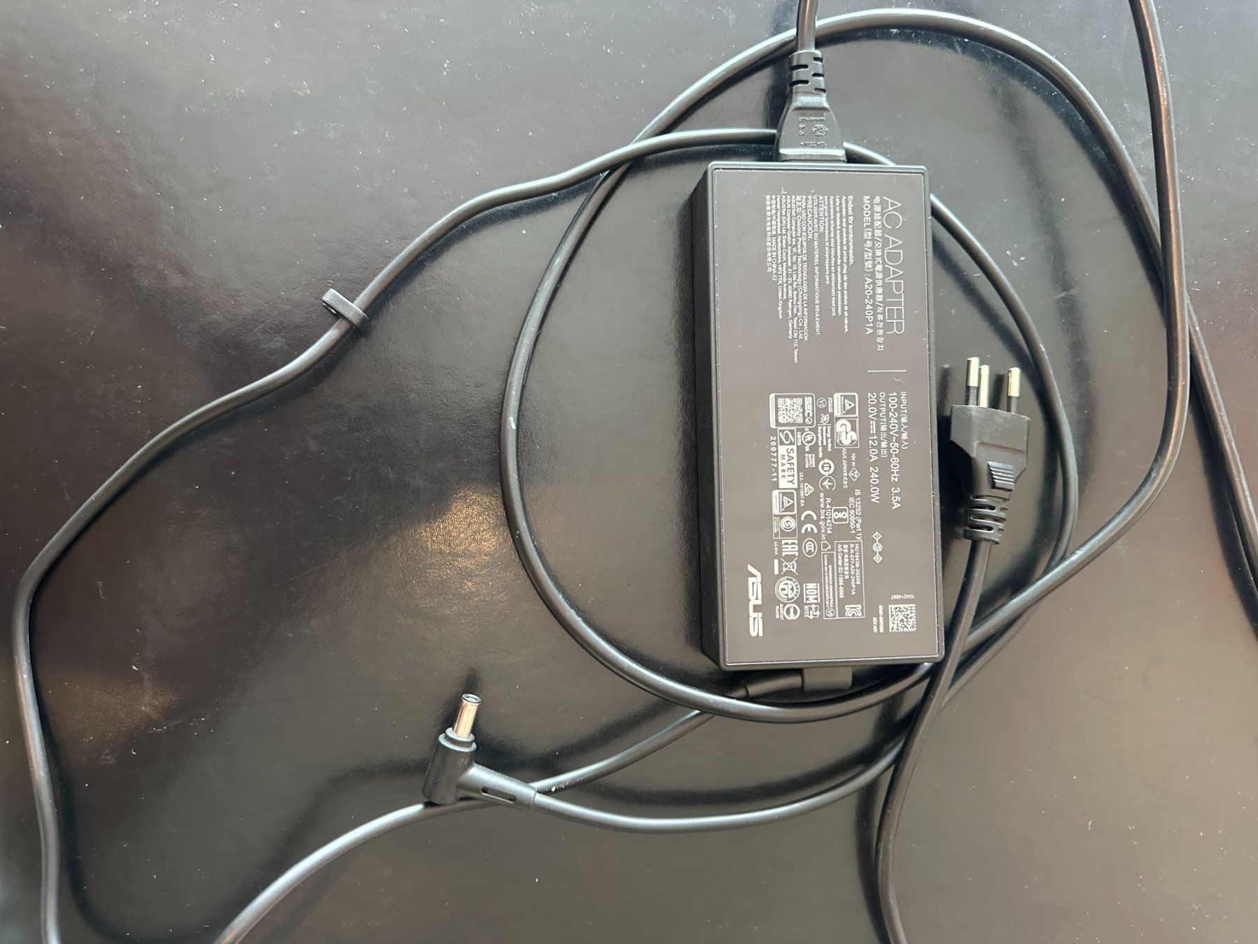 Asus Portables: ASUS ROG Strix G15 – D'occasion à Meilen par LazarBrothers 8