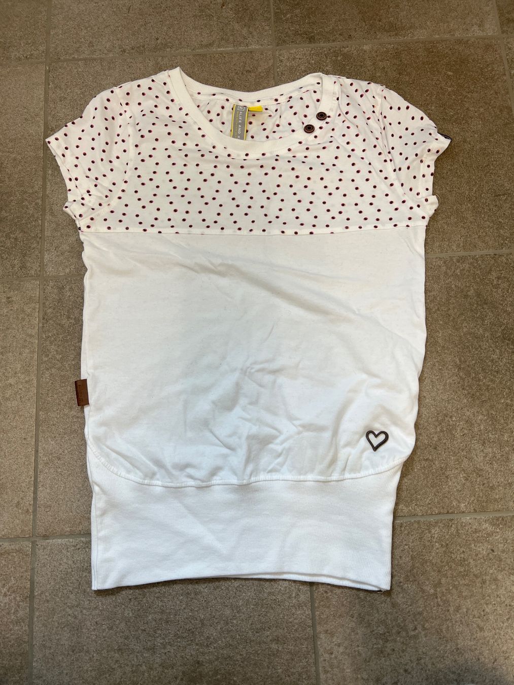 T-Shirts: Tolles Damen T-Shirt – Neu (gemäss Beschreibung) aus Oberriet SG von Subi2011