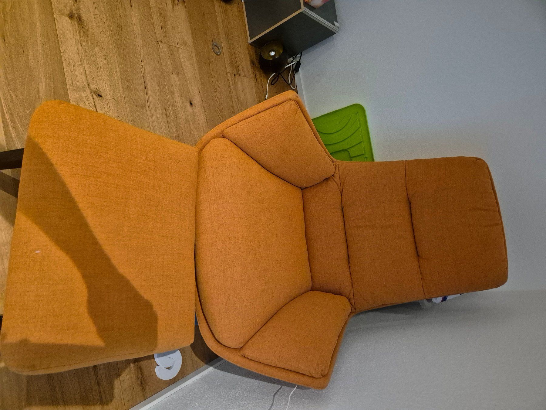Micasa Sessel: Sessel mit Hocker – Gebraucht aus Schwyz von ann_wk5k