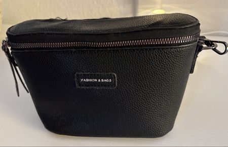Chiccore Umhängetasche / Crossbody – Schwarz – sehr gepflegt
