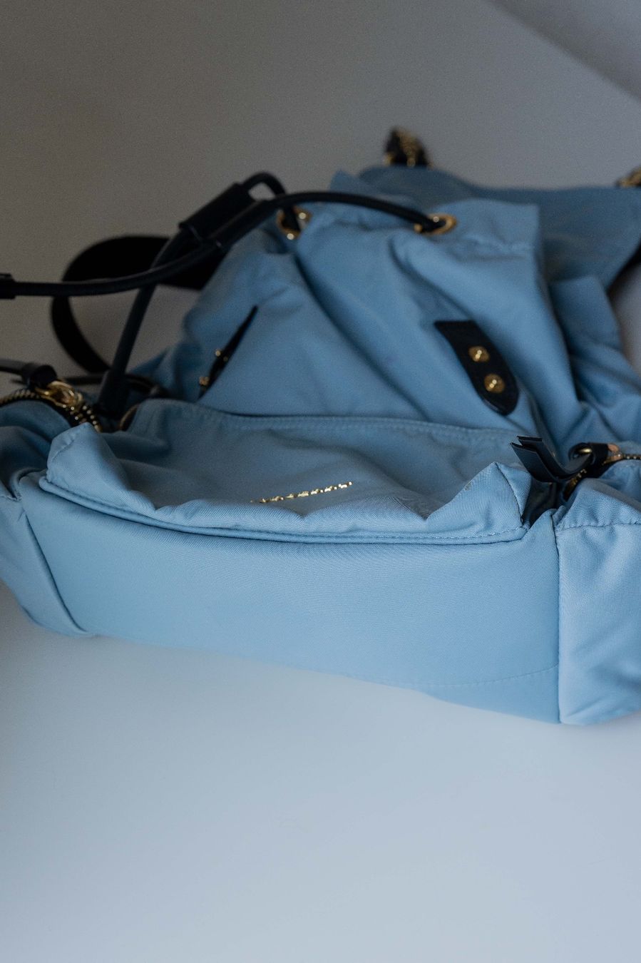 Burberry Zaini: Burberry Rucksack blau Nylon – Usato da Rüschlikon venduto da janepol 3
