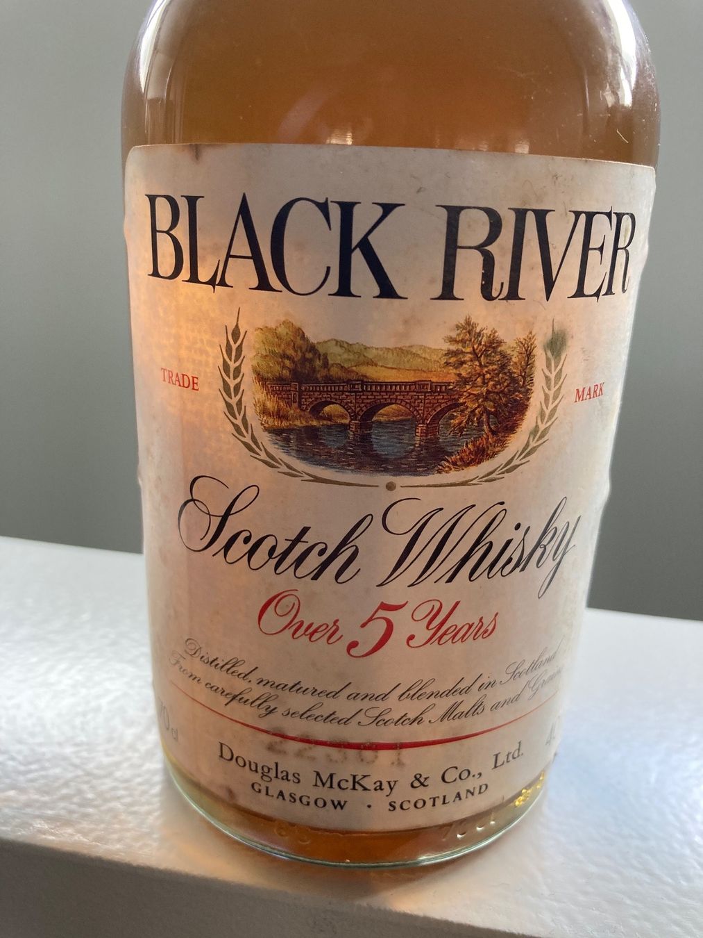 Spirituosen: Whisky Black River 5 years von ca 1985 – Neu (gemäss Beschreibung) aus Roggwil BE von Maui2000 1