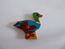Schöner Erpel aus Holz, Kunststoff Griff