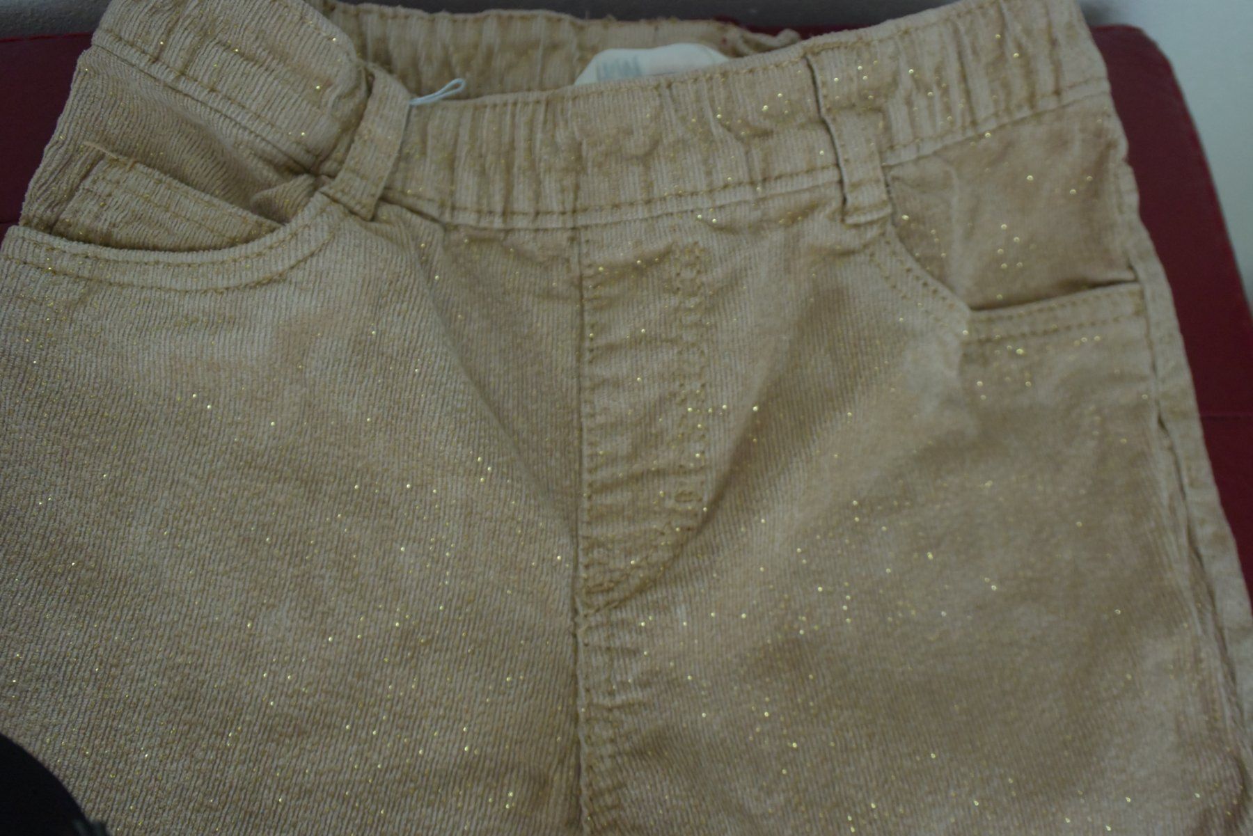 Lotti & Set di vestiti: Festliche Hose & Mütze Mädchen, Gr. 116 – Usato da Densbüren venduto da TutaLarsen 2