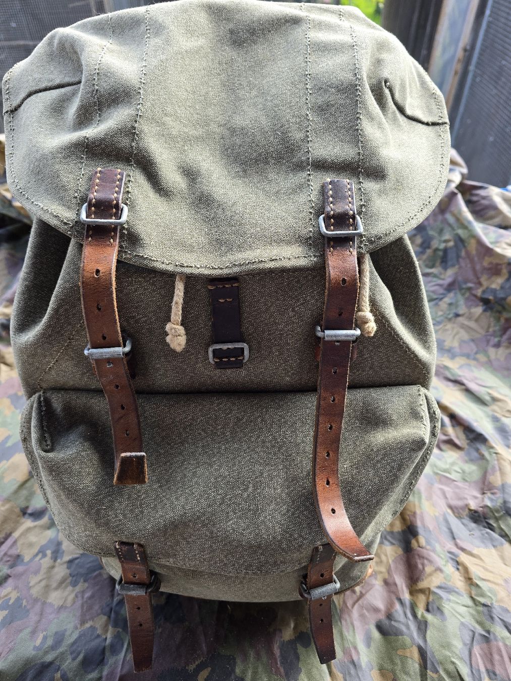 Schweizer Armee Zaini: Militärrucksack 1965 – Usato da Burgistein venduto da maia13