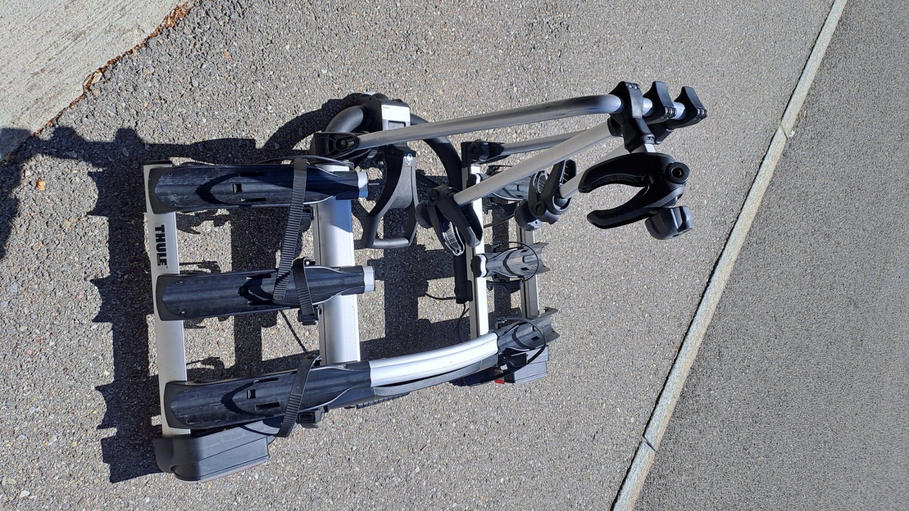 Rateliers à velo: Porte vélo Thulé – D'occasion à Tramelan par panis02 1