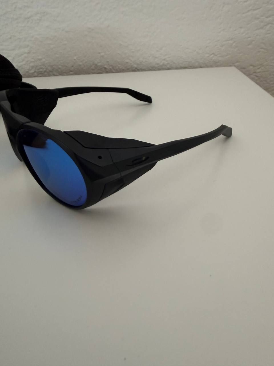 Oakley Occhiali & Lenti: Oakley Clifden mirror blue prizm – Usato da S. Vittore venduto da dbu_2h86 2