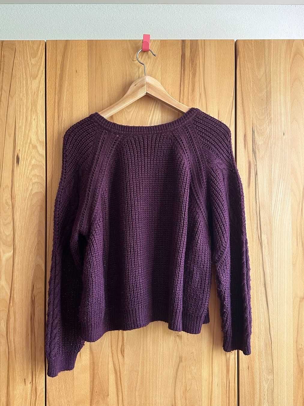 Pullover & Sweatshirts: Damen Strickpullover in Violett – Gebraucht aus Schlieren von car_2bwb 1