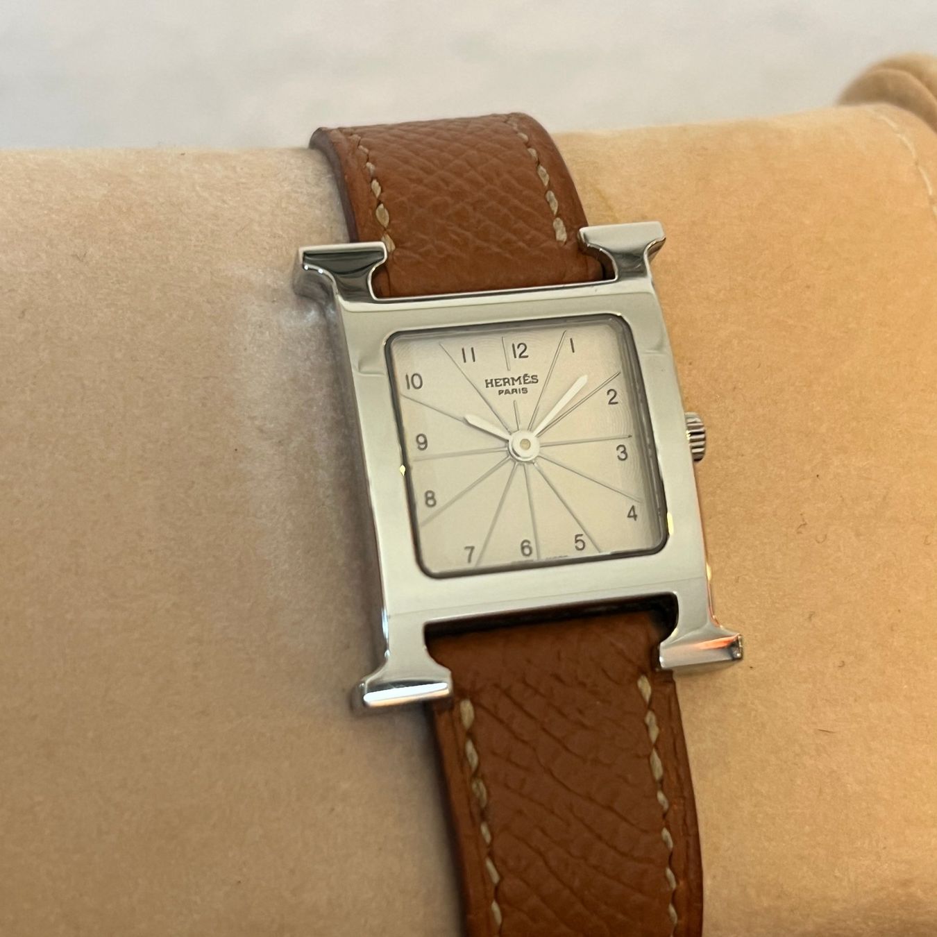 Hermès Orologi: Hermes H Watch Lady Full Set HH1.210 – Usato da Carouge GE venduto da Watchaser 1