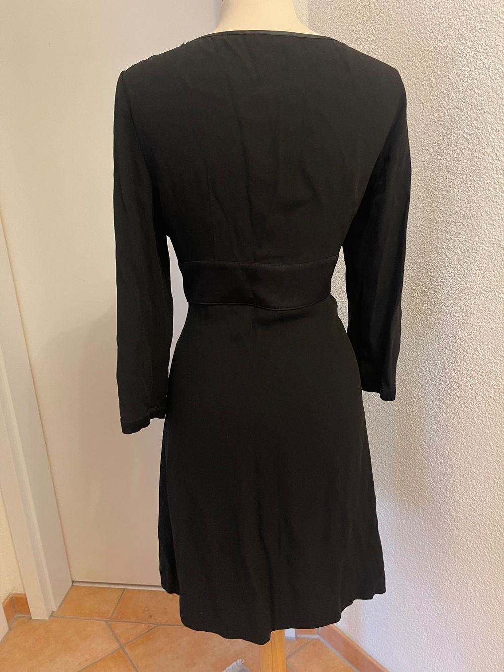 Jil Sander Vestiti: Max&Co. Kleid schwarz Gr. 40 – Usato da Weisslingen venduto da Spiegelbild0 9
