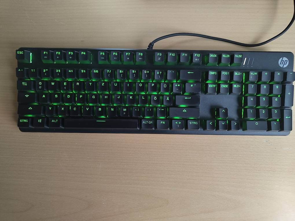 Hewlett Packard Tastiere: HP Pavilion Gaming-Tastatur 550 – Usato da Möhlin venduto da noa_7yk9