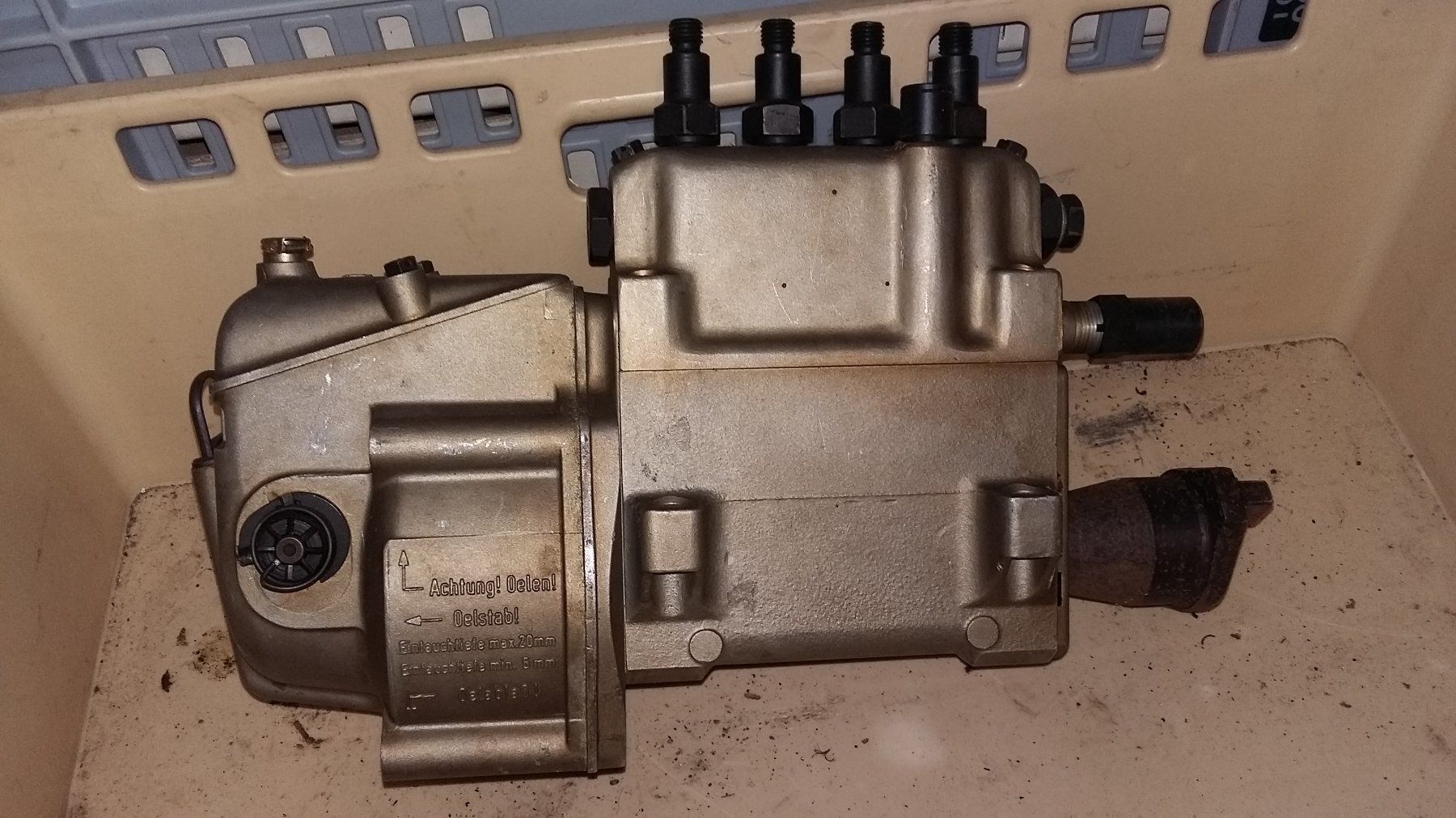Saurer Alle Ersatzteile: 4 Zylinder Oldtimer Einspritzpumpe Scintilla? Bauart Deckel – Gebraucht aus DULLIKEN von Lerchclassicdulliken 2