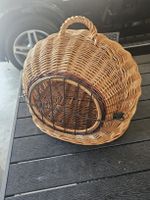 Gemütliches Katzenkörbchen aus Korbweide, ideal für Herbst