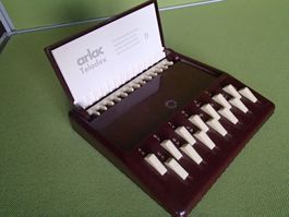 neues Vintage Bakelit Adressbuch für den Schreibtisch ARLAC